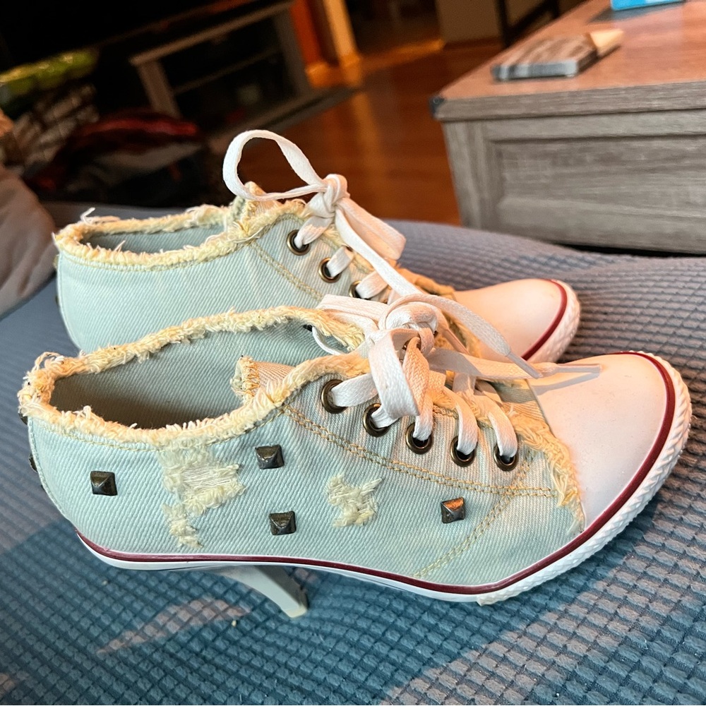 Casual Frayed Lace-Up Platform Sneakers High Heel